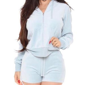 Fashion Nova OG trendsetter velour short set
